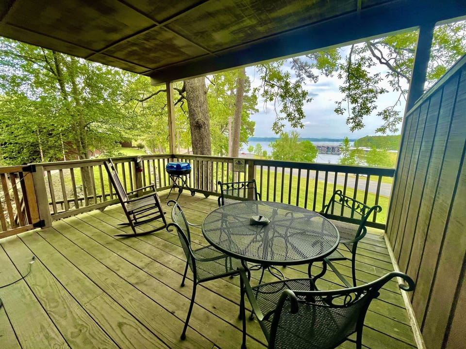 Room, 1 Bedroom | Terrace/patio