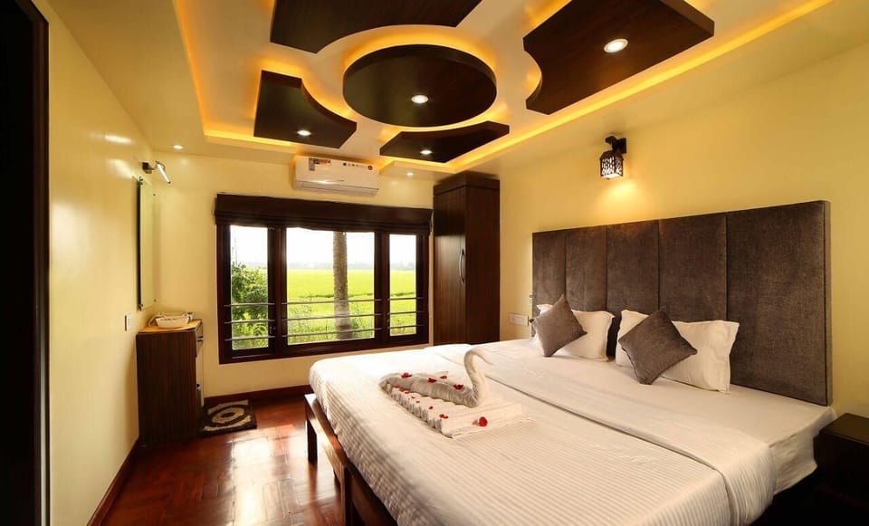 Premium Double Room | Premium bedding, memory foam beds, desk, blackout drapes