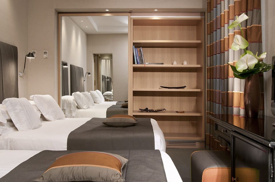 Family Room | 1 bedroom, premium bedding, down comforters, memory foam beds