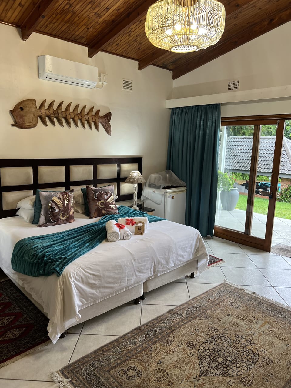 Honeymoon Double or Twin Room | In-room safe