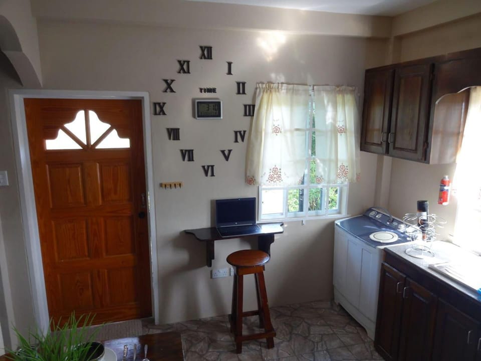 Apartment | Private kitchen | Fridge, microwave, oven, stovetop