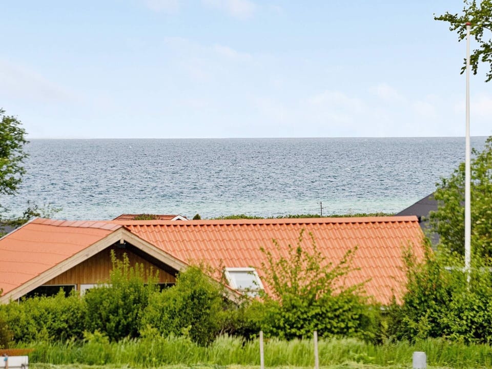 House | Water view