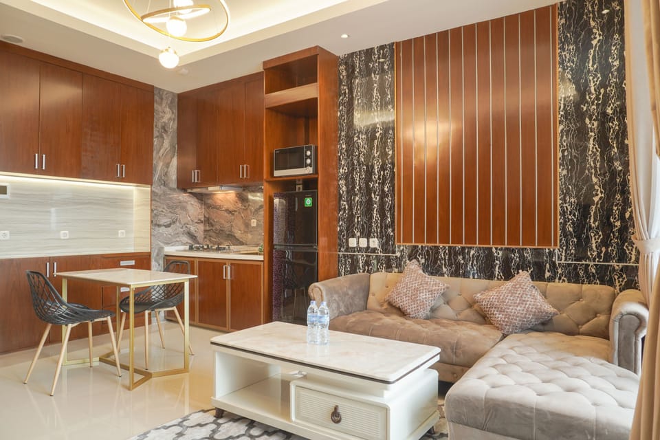 Apartment | Living area | TV