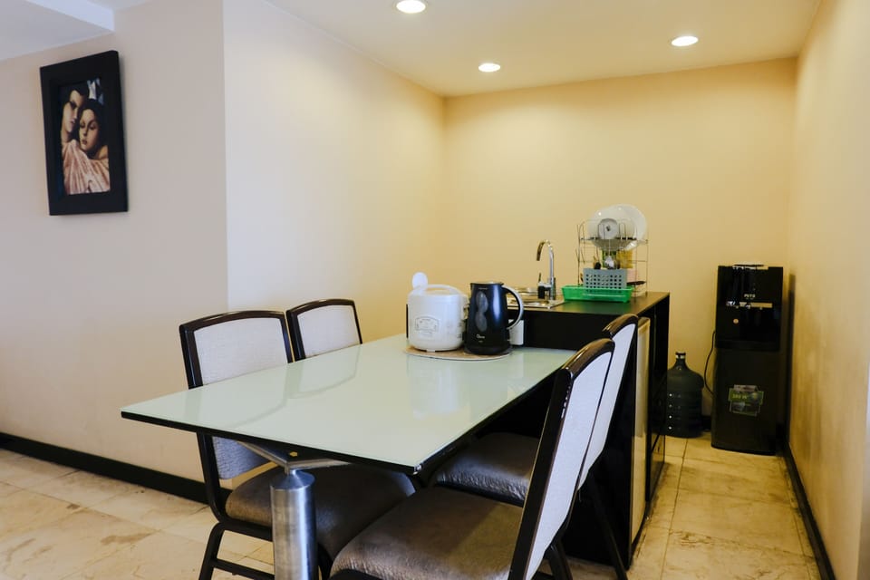Apartment | Dining room