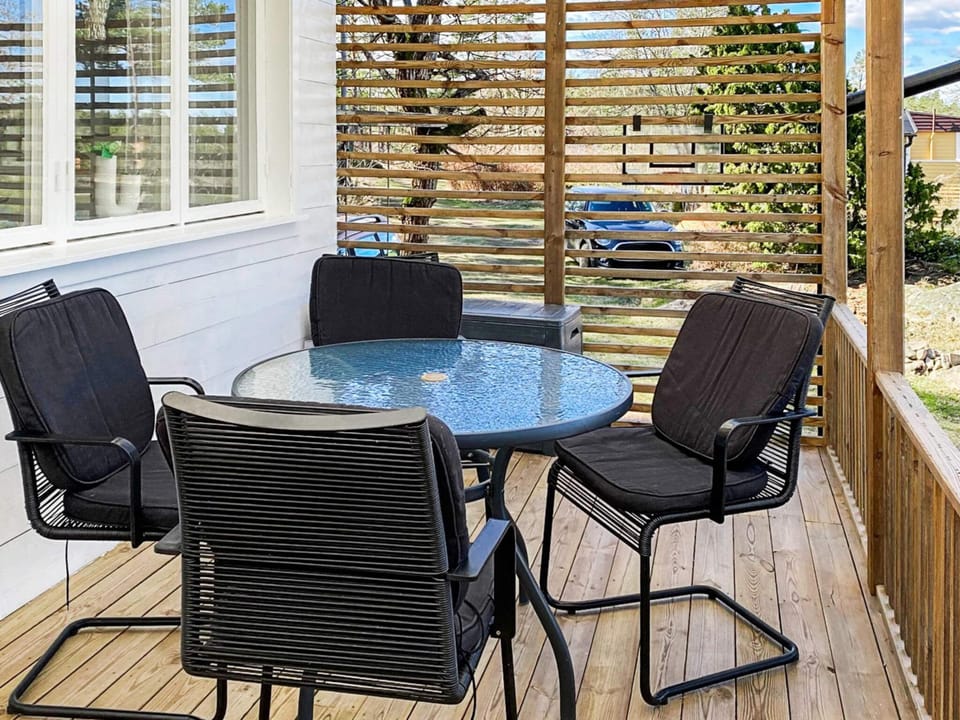 House | Outdoor dining