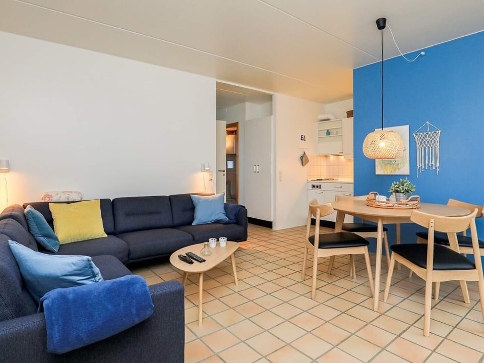 Apartment | Dining