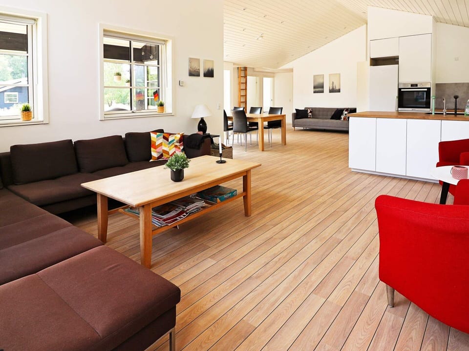 House | Dining