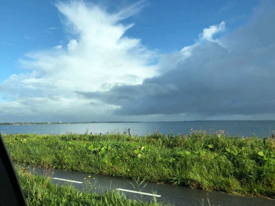 House | Water view
