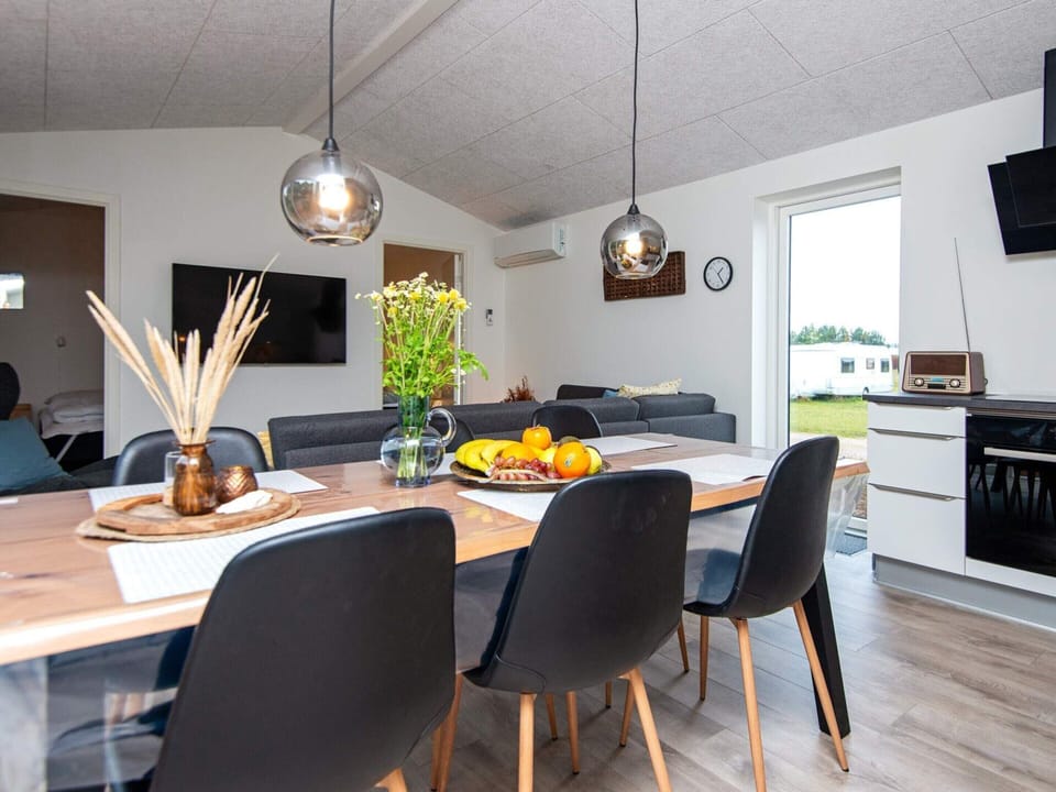 House | Dining