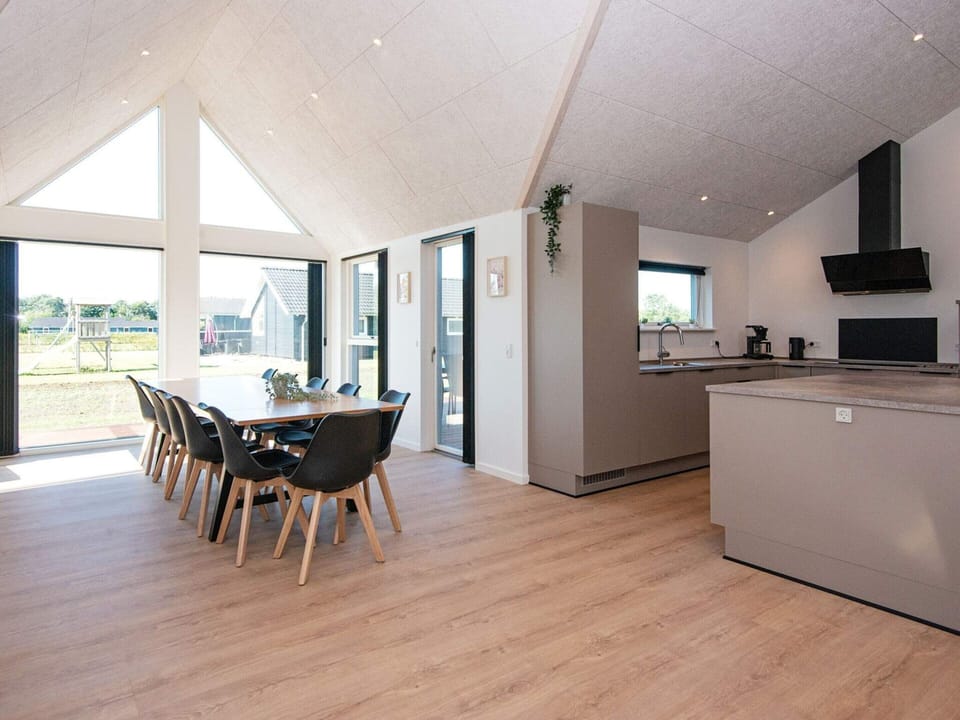 House | Dining