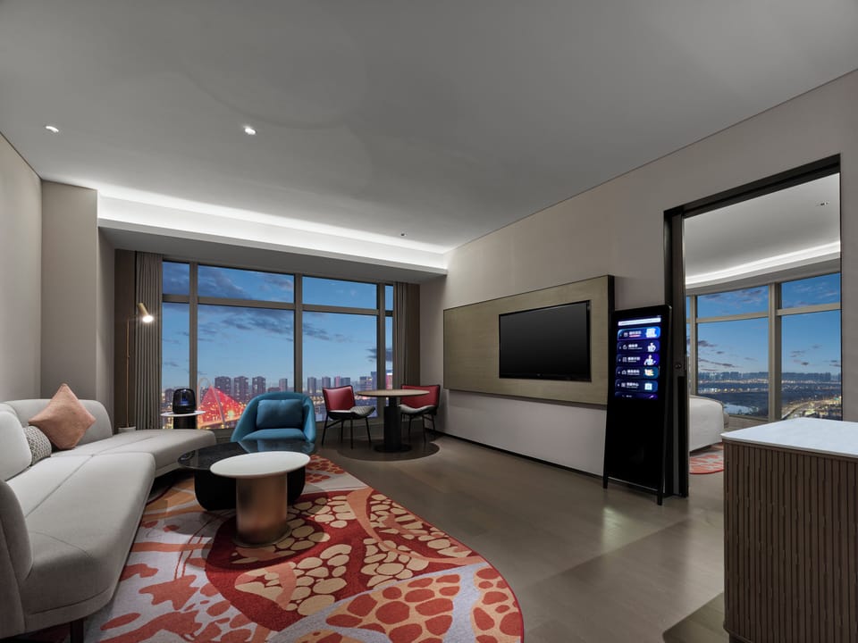 Panoramic Suite | Down comforters, minibar, in-room safe, desk