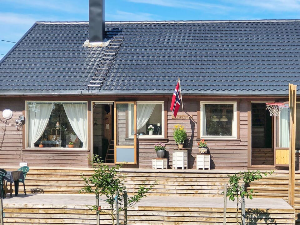 House | Exterior