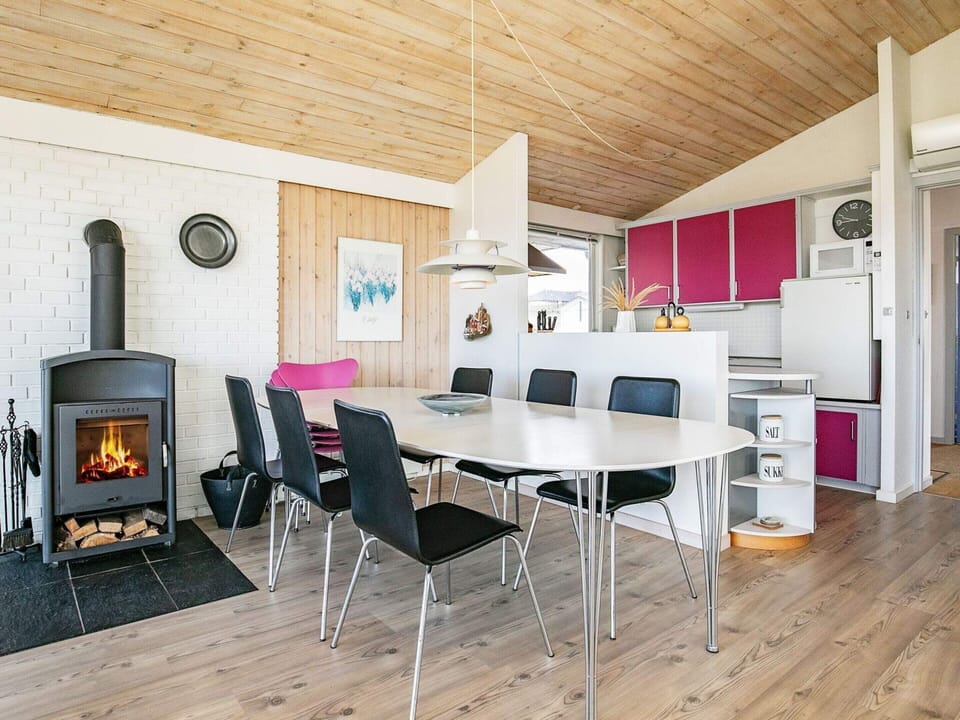 House | Dining