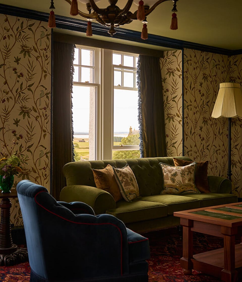 Suite, 1 King Bed, Sea View | Hypo-allergenic bedding, minibar, in-room safe, blackout drapes