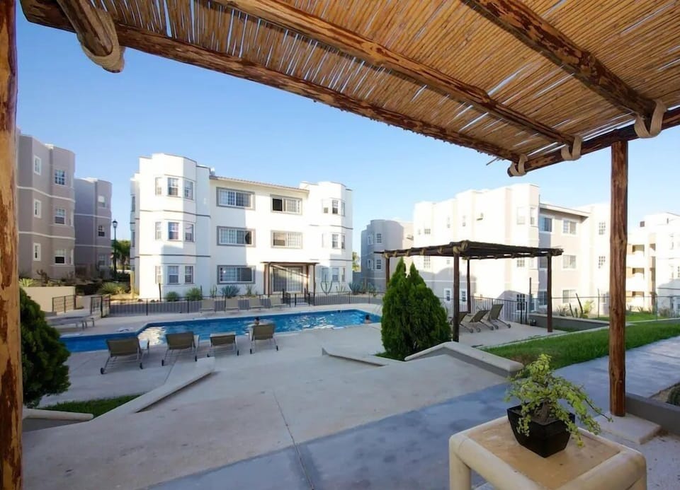 Comfort Condo | Courtyard view