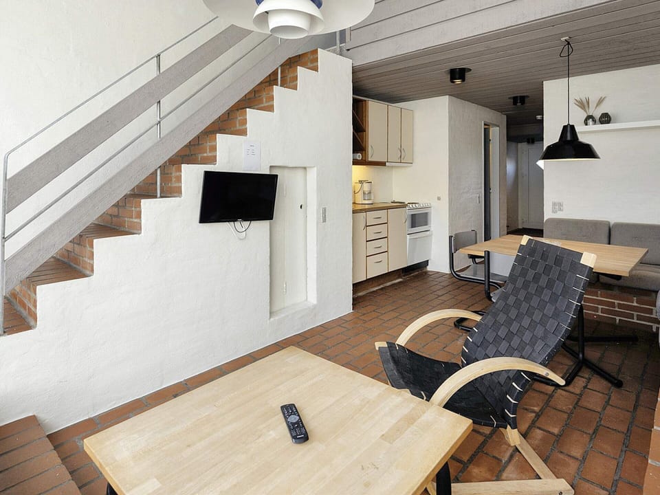 Apartment | Dining