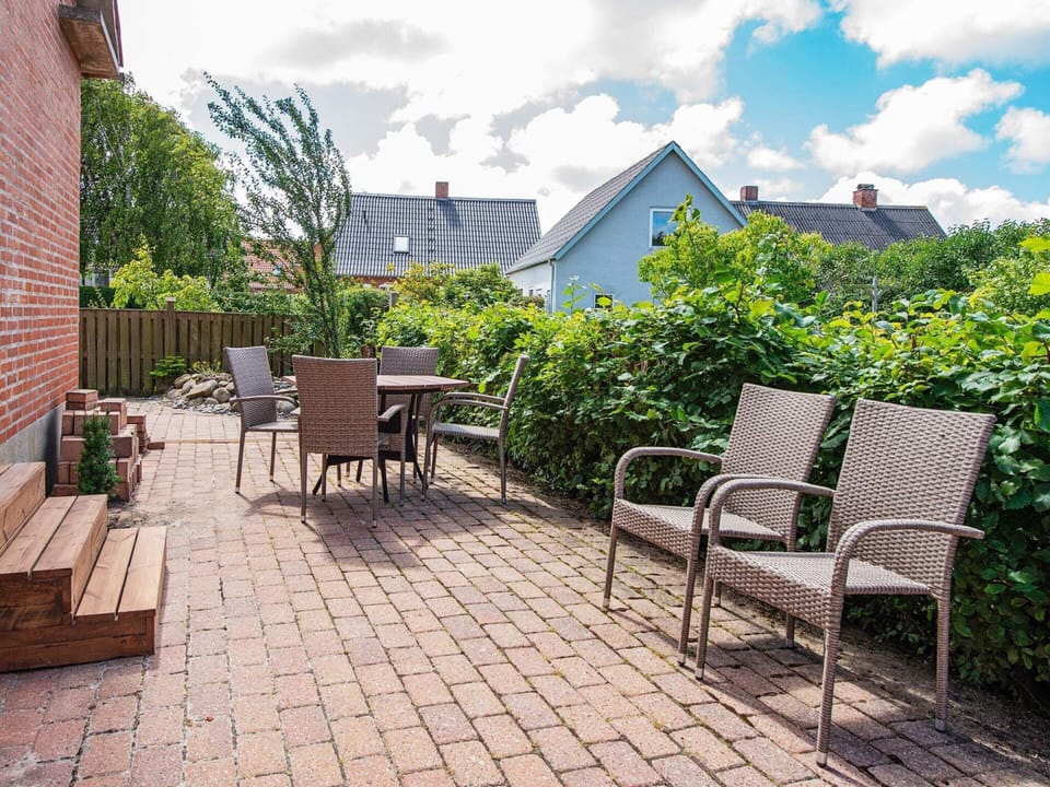 House | Dining