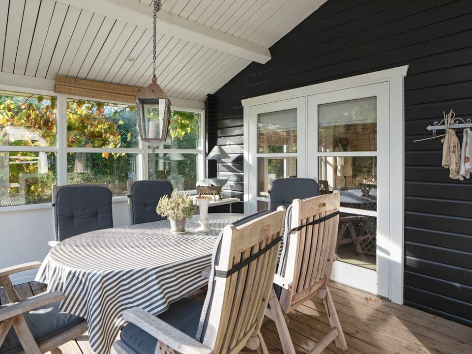 House | Dining