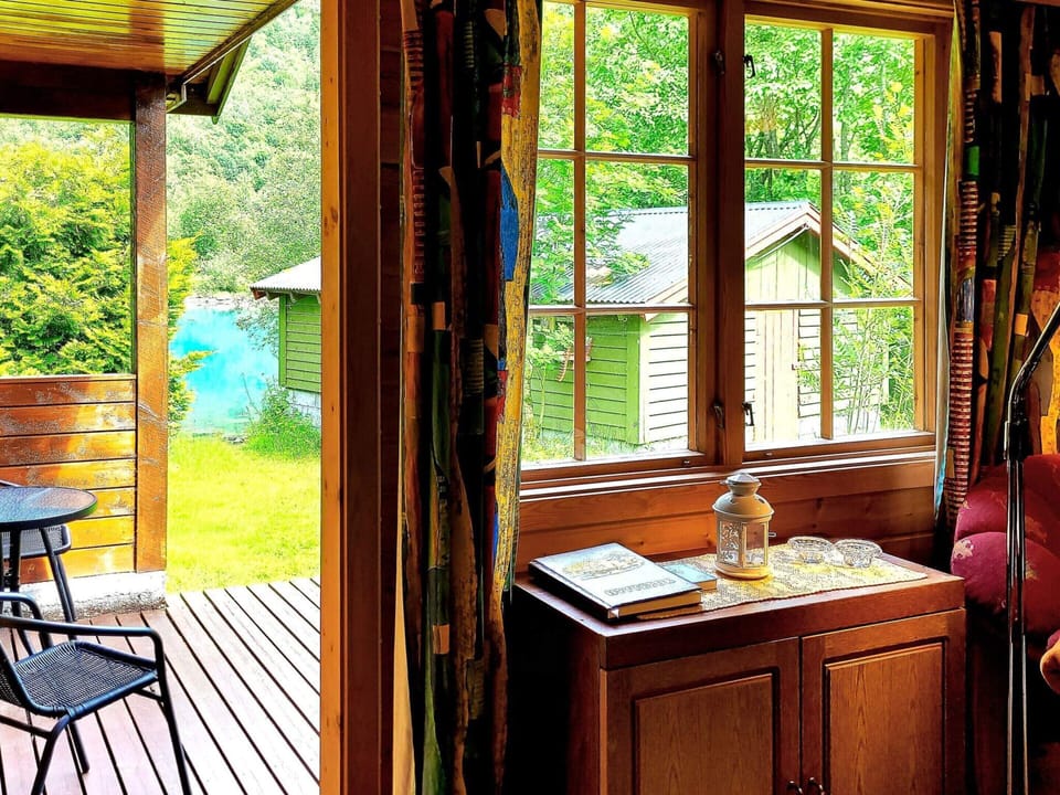 House | Bathroom
