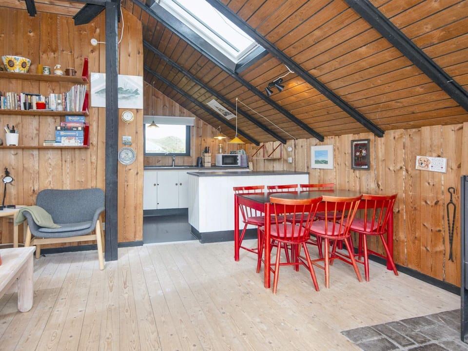 House | Dining