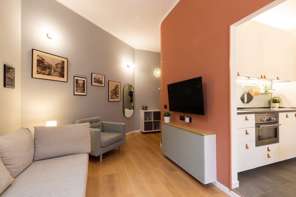 Design Apartment | Living area | 43-inch Smart TV with digital channels, TV