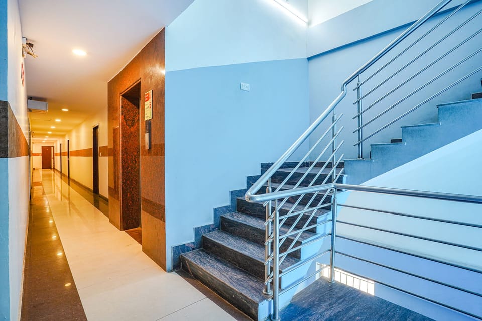 Fabhotel Shreyas Inn Hotel in Bengaluru