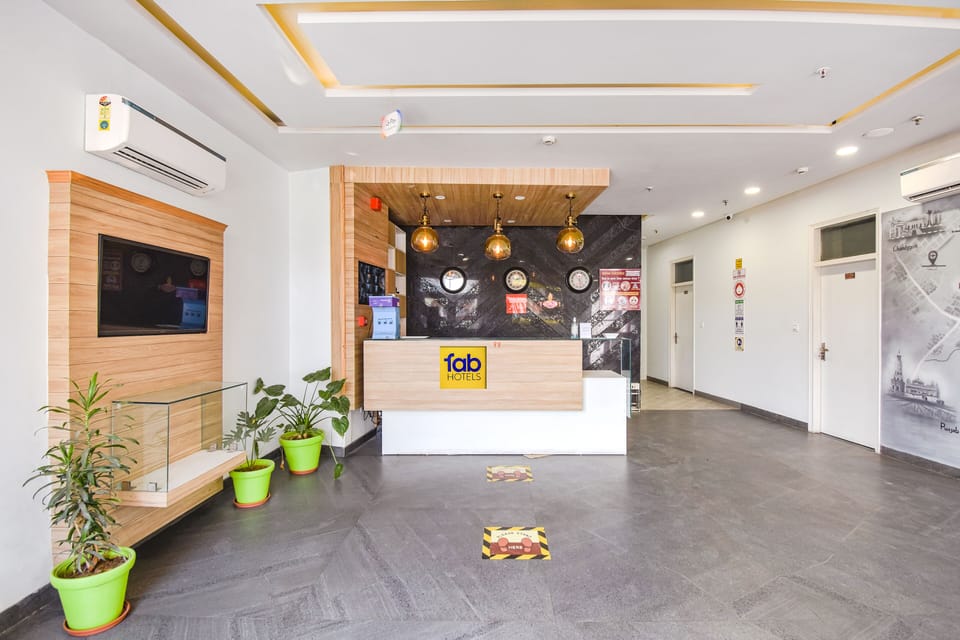 Fabhotel Nh7 Hotel in Punjab, India
