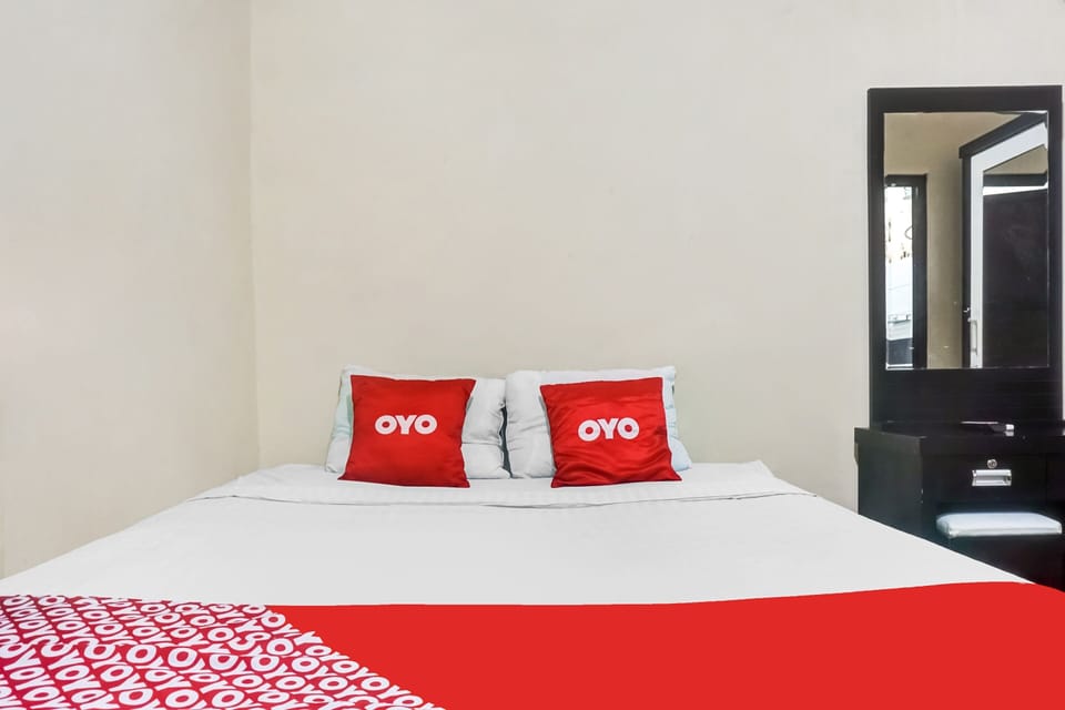 Standard Double Room | Free WiFi, bed sheets