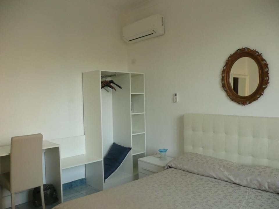 Egyptian cotton sheets, premium bedding, memory foam beds, in-room safe