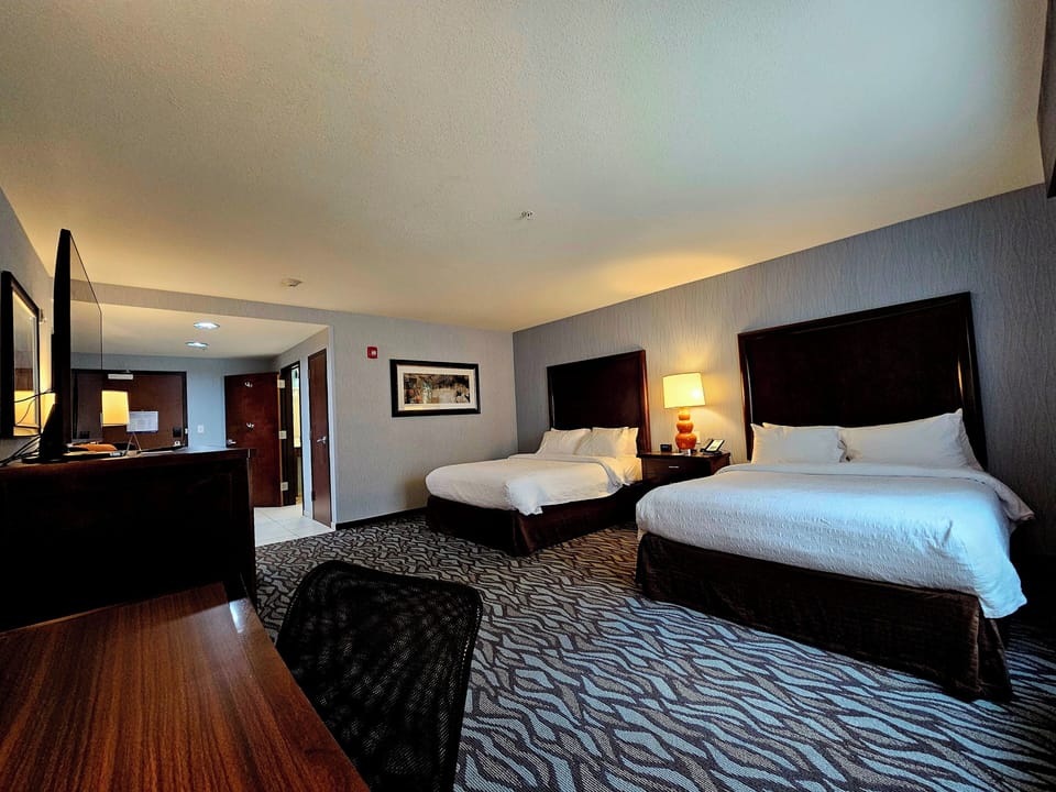 In-room safe, desk, free WiFi, bed sheets