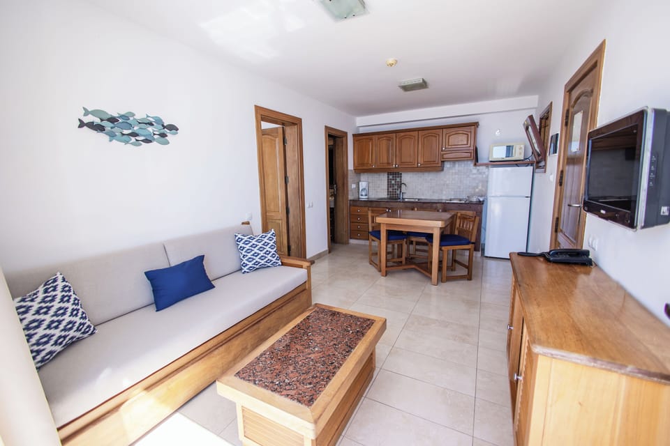 1 bedroom, WiFi (free), bed sheets