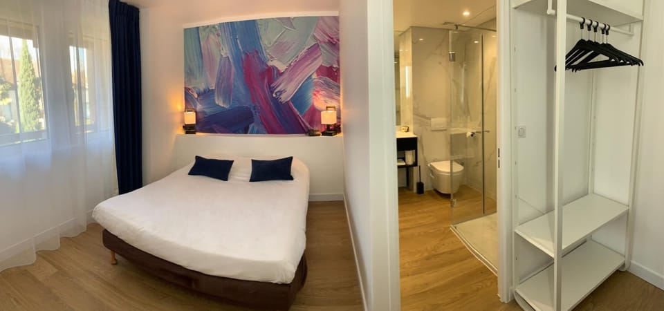 Double Room, Courtyard Area | In-room safe, desk, soundproofing, iron/ironing board