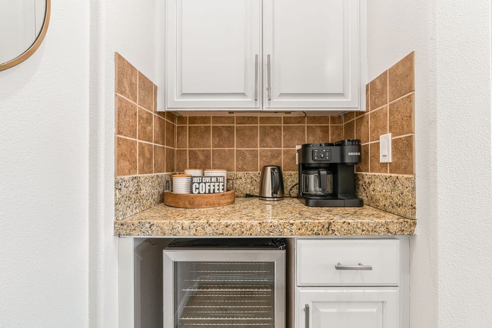 House | Private kitchen | Full-size fridge, microwave, oven, stovetop