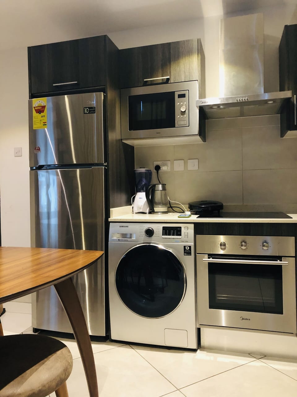 Superior Apartment, Non Smoking, Pool View | Private kitchen | Full-size fridge, microwave, oven, stovetop