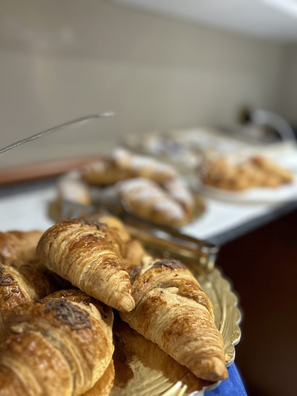 Daily buffet breakfast for a fee