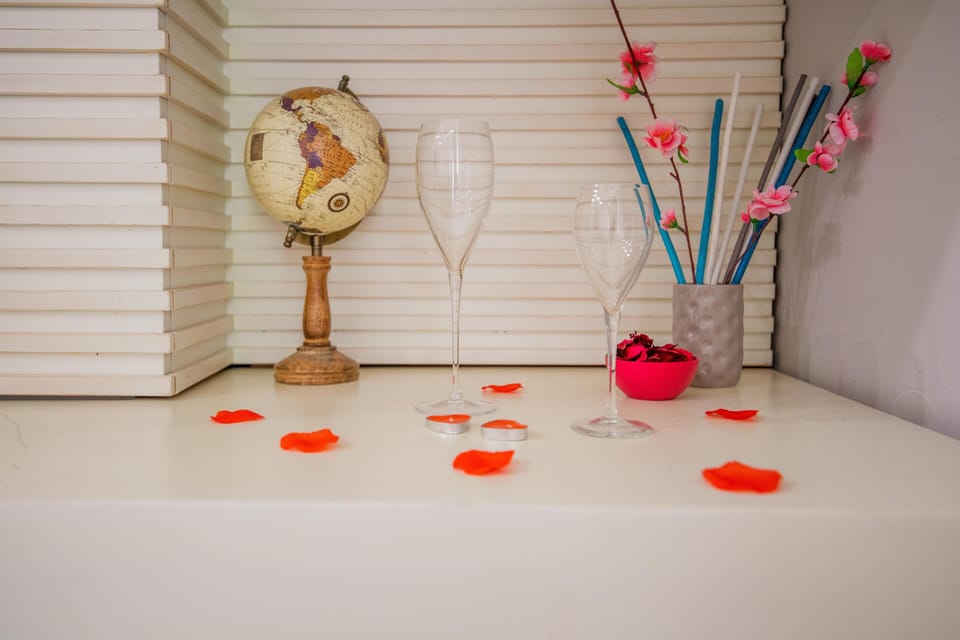 Deluxe Double Room | In-room safe, desk, laptop workspace, blackout drapes