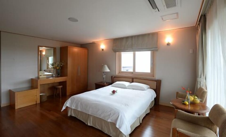 Premium bedding, individually furnished, free WiFi