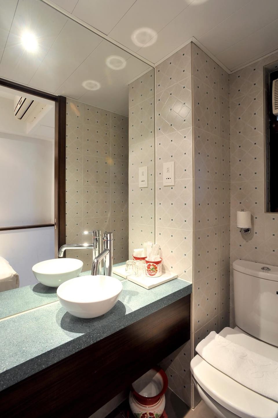 Shower, rainfall showerhead, hair dryer, slippers