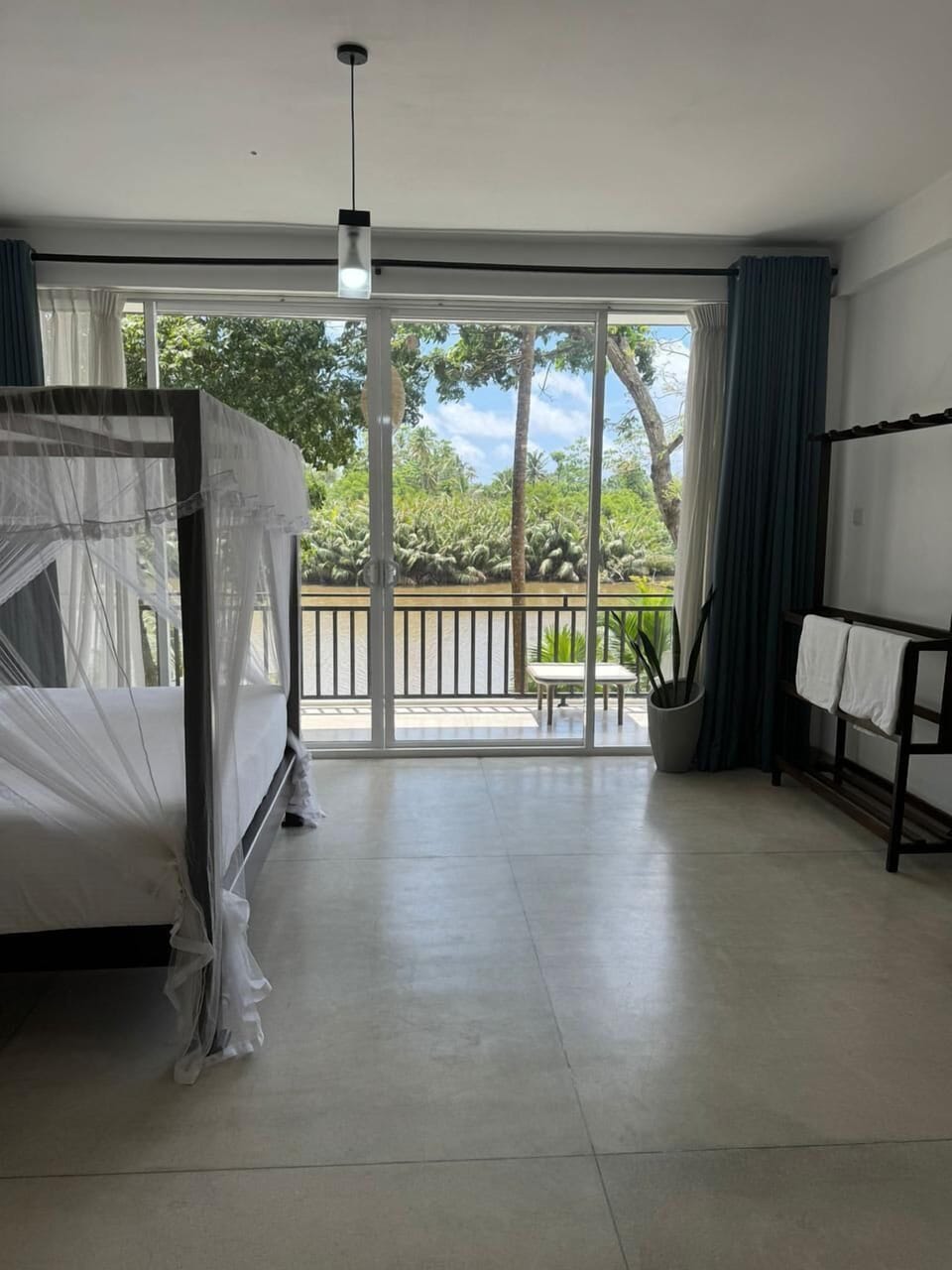 Deluxe Double Room | Desk, free WiFi, bed sheets