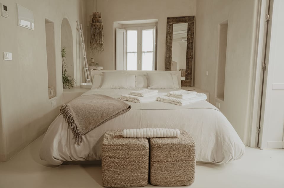 Premium Double Room | Premium bedding, down comforters, soundproofing, WiFi (free)