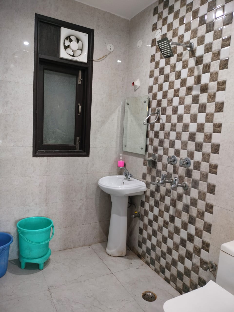 Family Triple Room | Bathroom