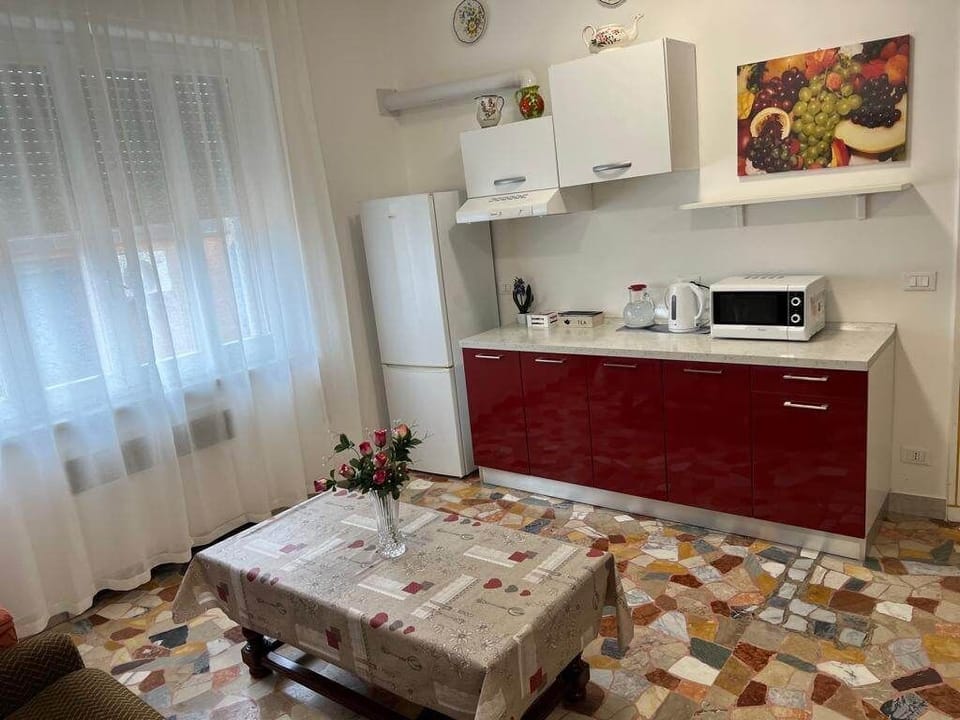 Room | Living area | Flat-screen TV