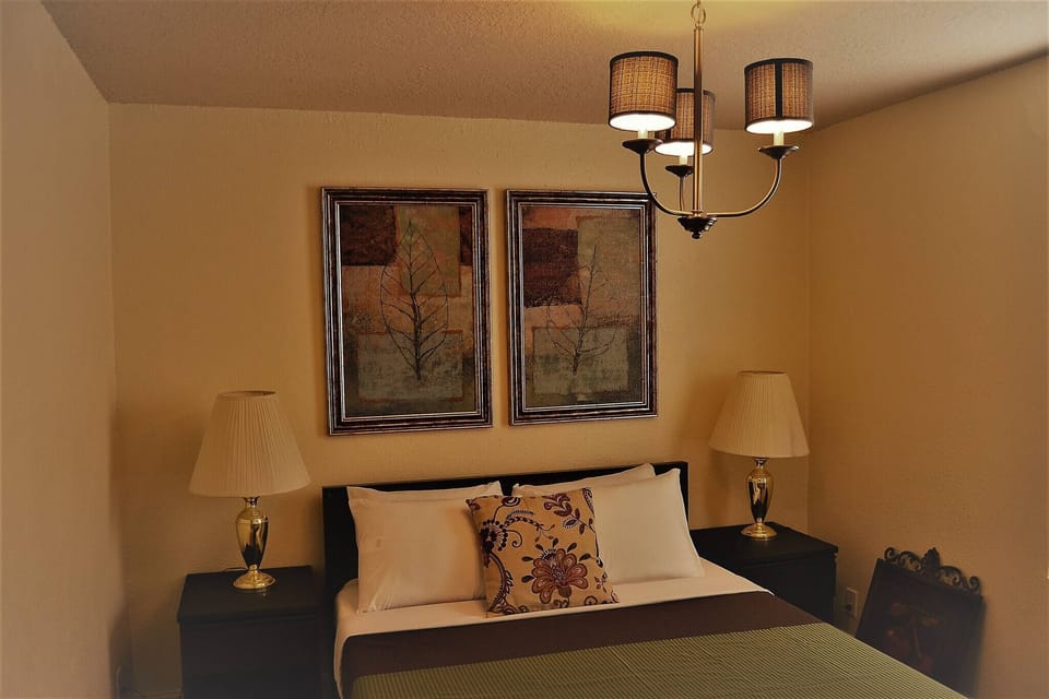 The Gateway - a Beautiful Relaxing Three Bedrooms Apartment Apartment in Grand Forks
