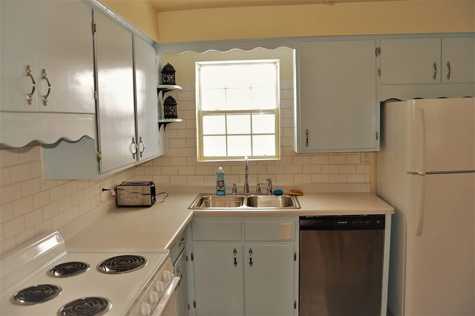 Apartment, 3 Bedrooms, City View | Interior