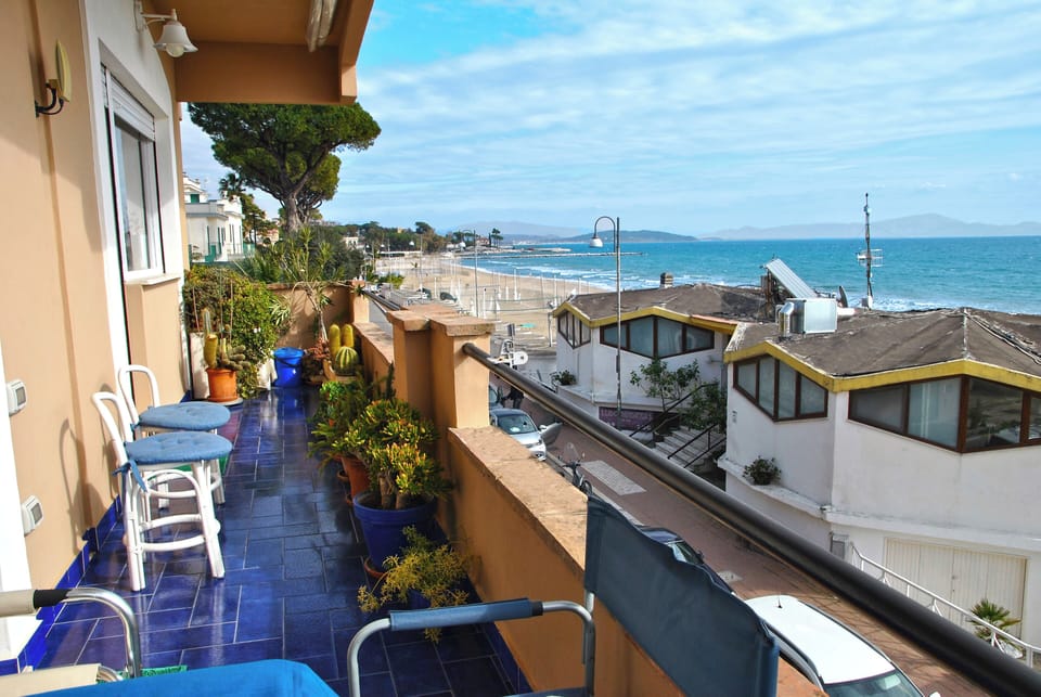 House, 2 Bedrooms, Smoking, Balcony | Balcony