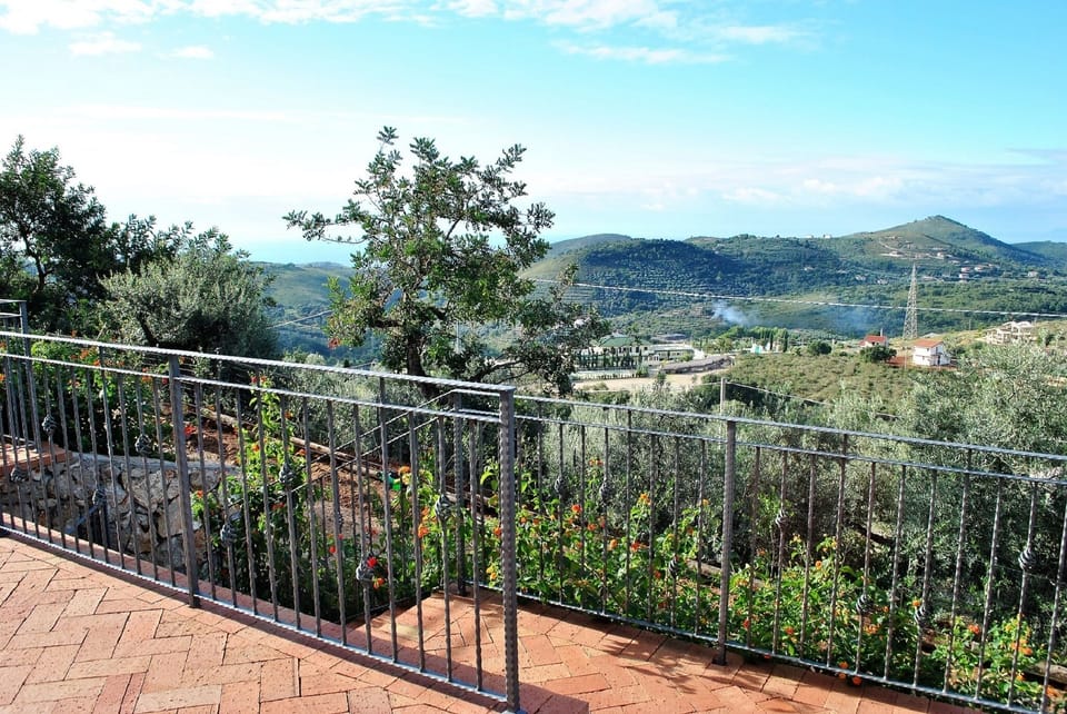 Villa, 2 Bedrooms, Smoking, Private Pool | Garden