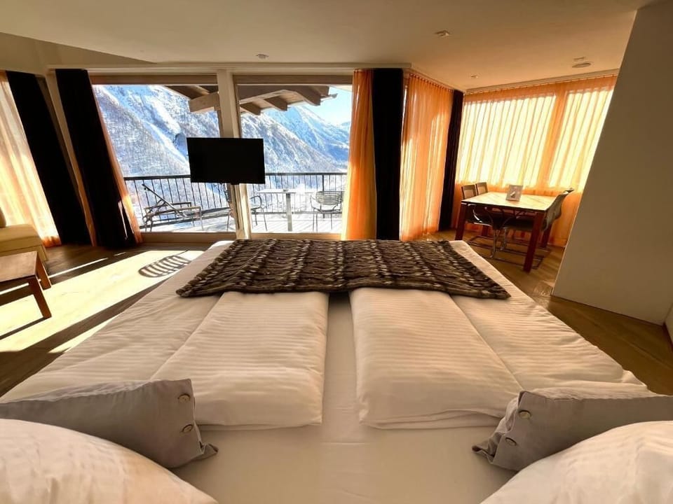 Panoramic Villa, Multiple Bedrooms, Mountain View, Mountainside | Living area | 51-inch LCD TV with cable channels, TV