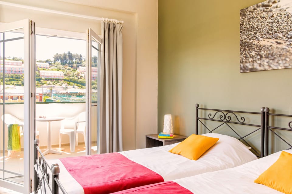 Blackout drapes, WiFi (free), bed sheets