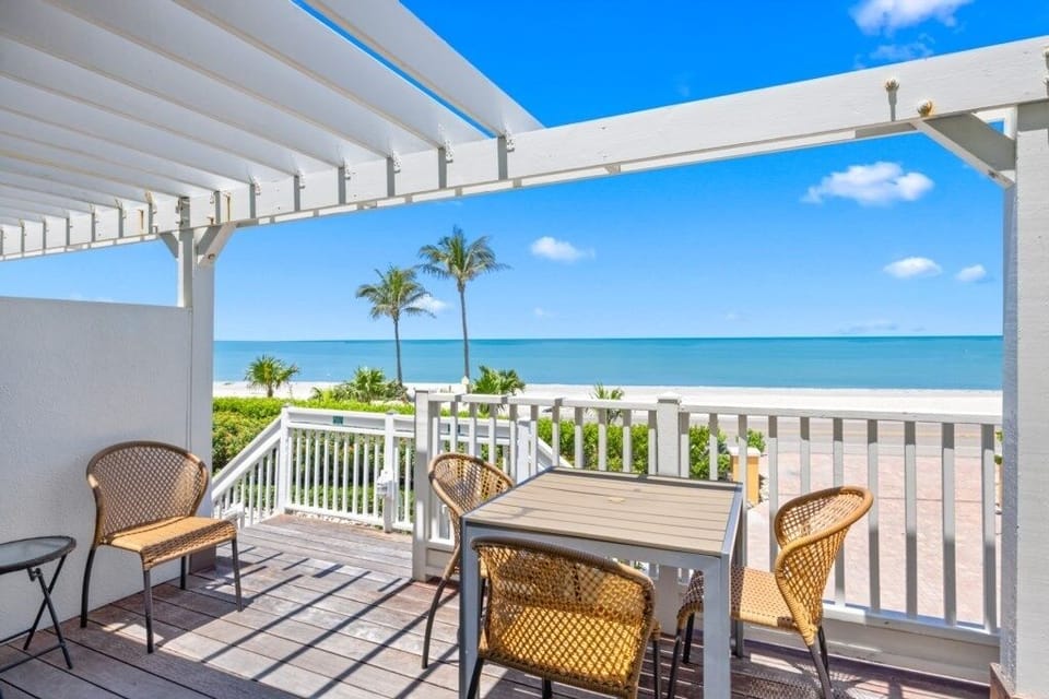Condo, 3 Bedrooms | Outdoor dining