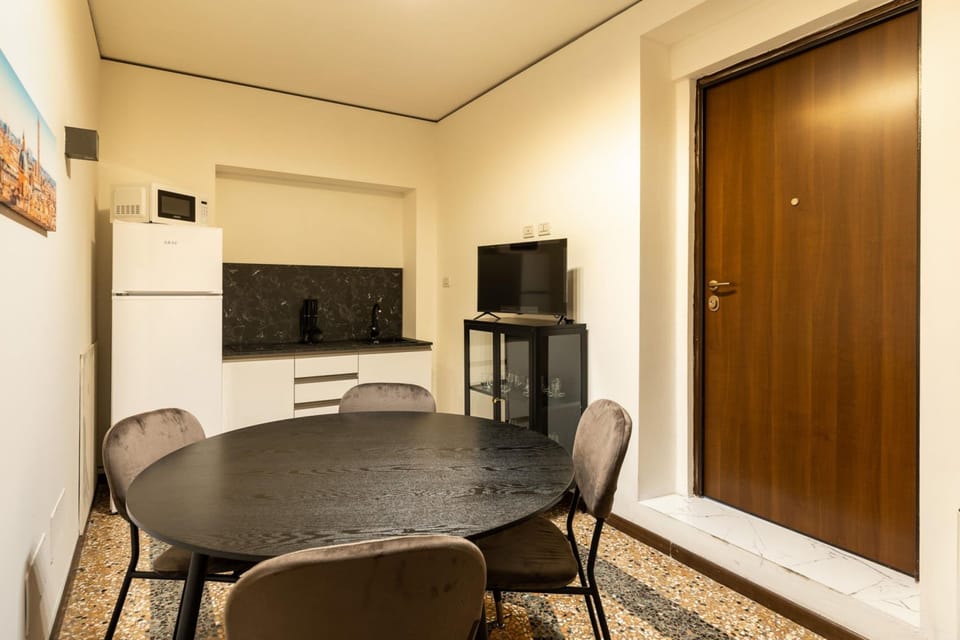 House | 1 bedroom